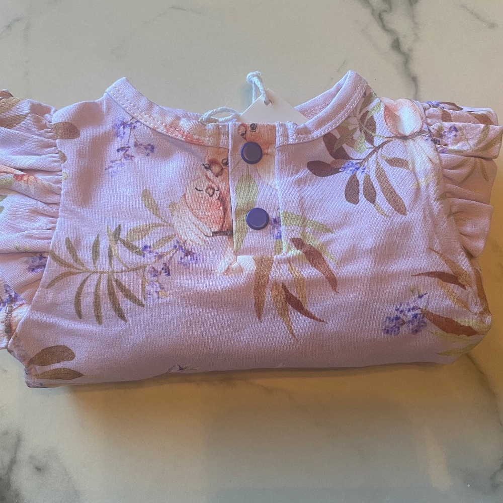NWT Snuggle Hunny Major Mitchell Growsuit